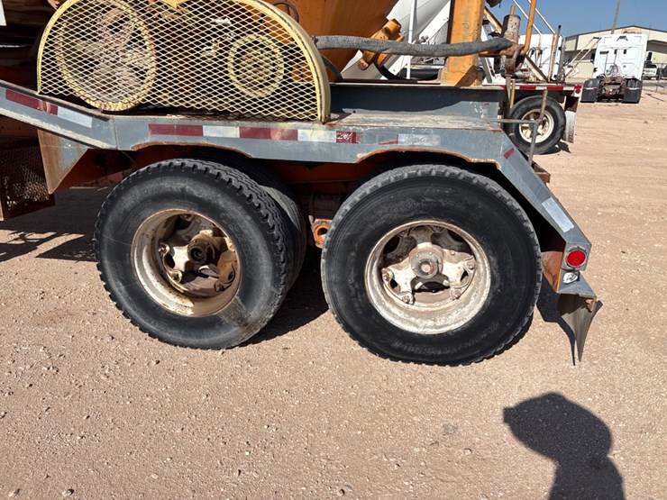 national-oilwell-p17-t/a-cement-pump-trailer-image-16
