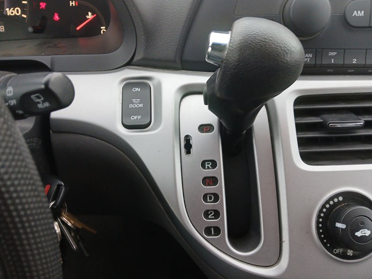 2008-honda-odyssey-image-43