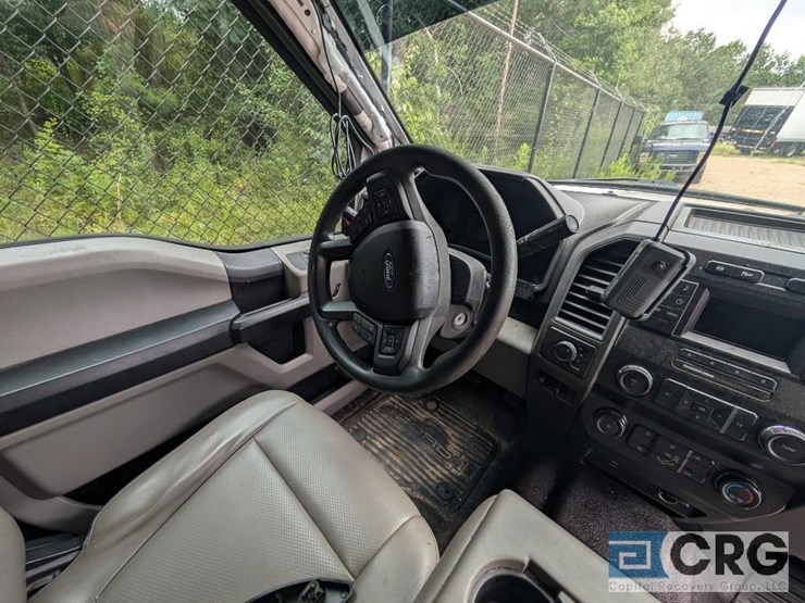 2019-ford-f450-image-8
