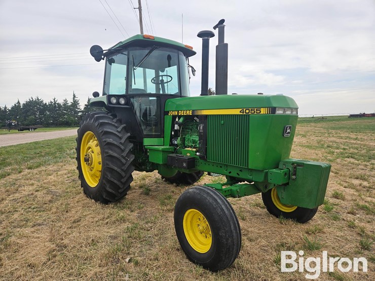 1992-john-deere-4055-image-3