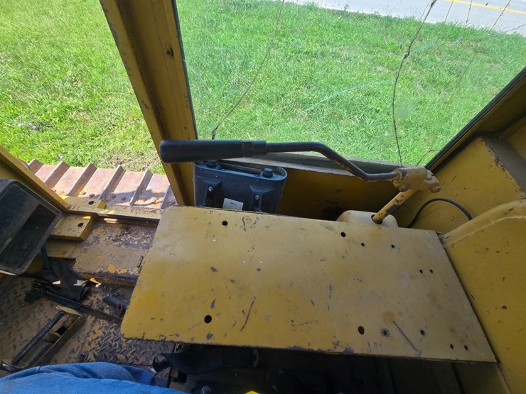 caterpillar-d5-image-39