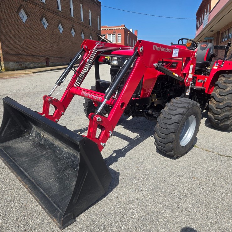 2023 MAHINDRA 4550