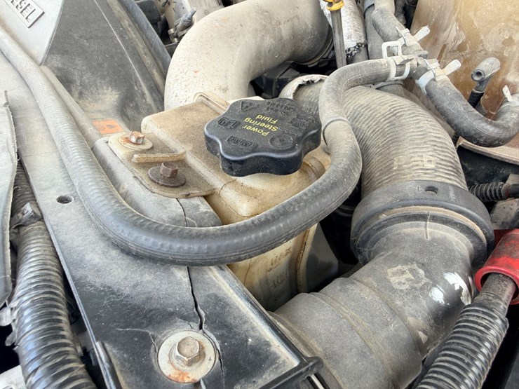 2010-ford-f550-image-40