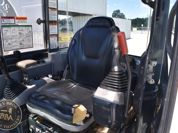2016-komatsu-pc55mr-5-image-48