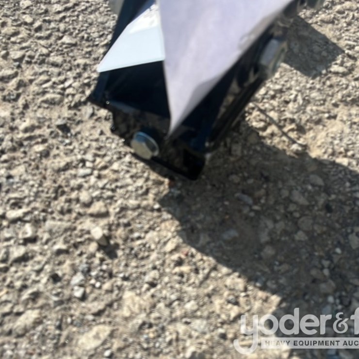 Unused TPM Quick Hitch, 1" Pin Hole to suit 0.8-1.4 Ton Mini Excavators