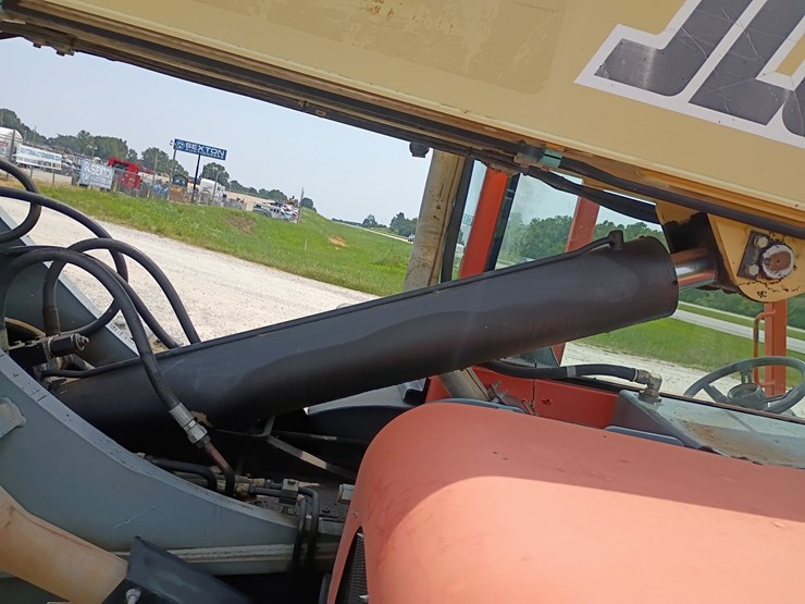 2004-jlg-g6-42a-image-54