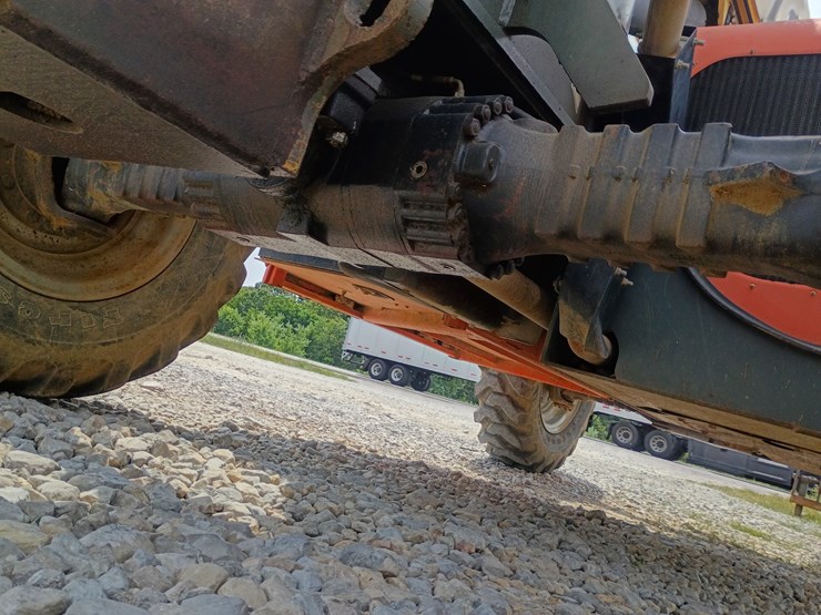 2004-jlg-g6-42a-image-69