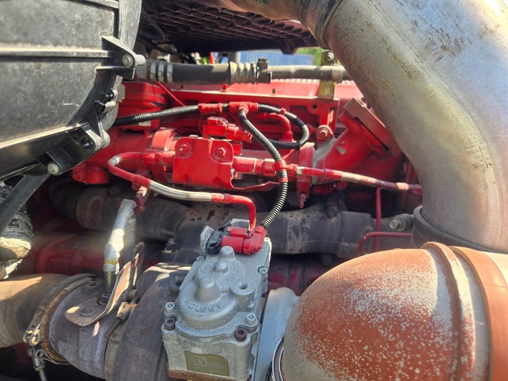 2019-kenworth-t880-image-40