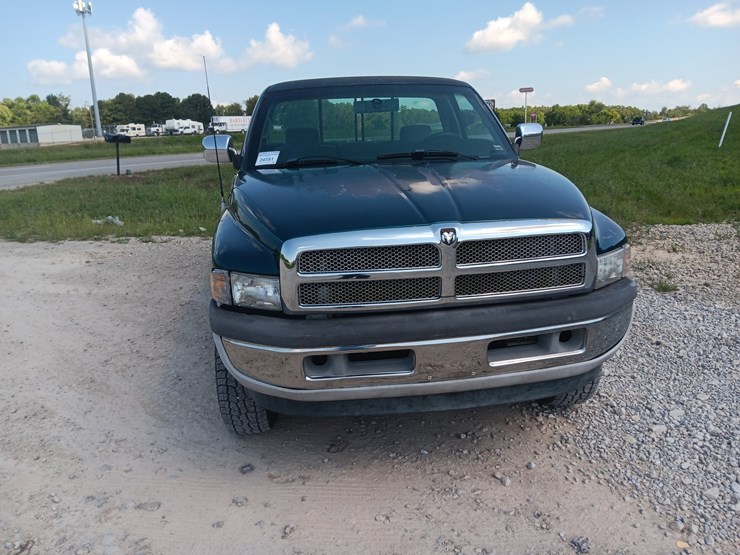 1994-dodge-ram-2500-image-14