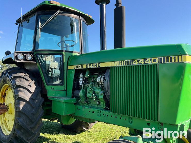 1978-john-deere-4440-image-10