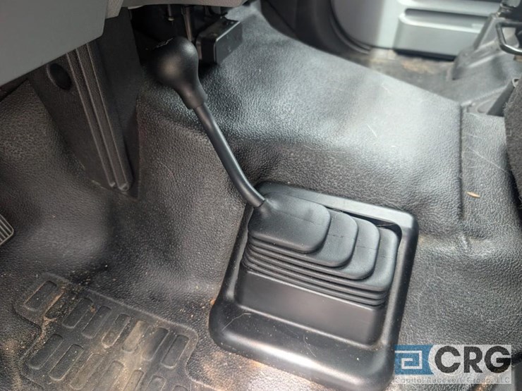 2016-ford-f550-image-18