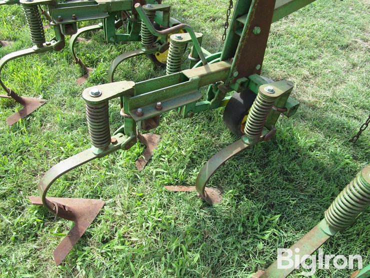 john-deere-825-image-20
