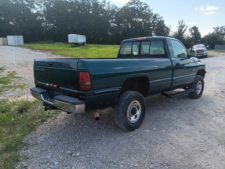 1994-dodge-ram-2500-image-9