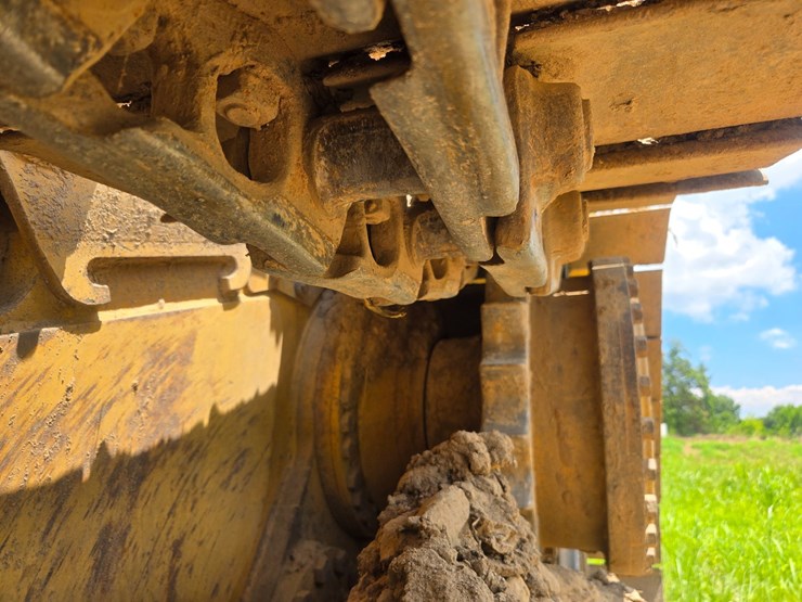 caterpillar-d6m-image-63