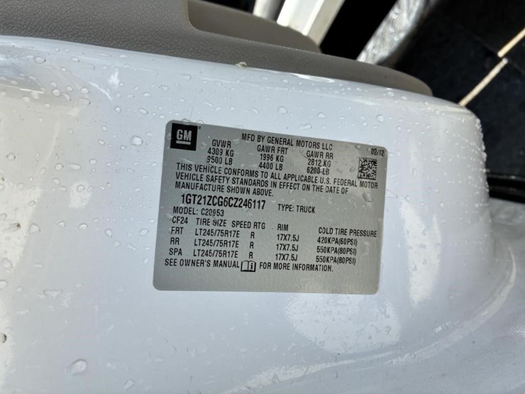 2012-gmc-sierra-2500-image-24