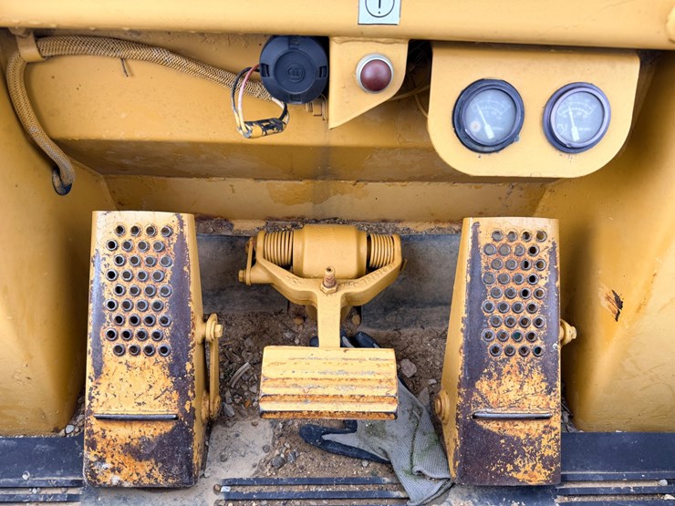 1985-caterpillar-963-image-63