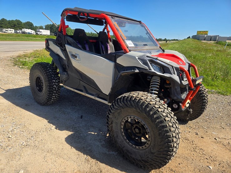 #24985-•-2021-can-am-1000-side-by-side-image-12