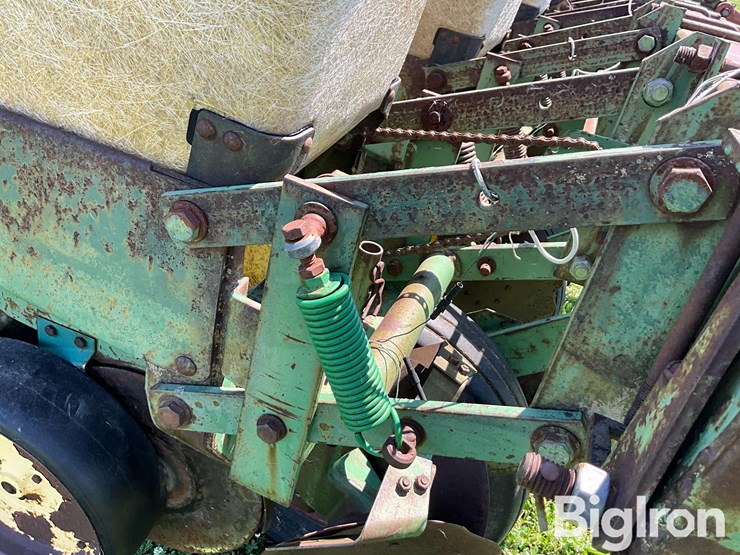 john-deere-7000-image-13