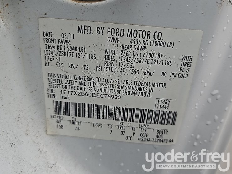 2011-ford-f250sd-image-34