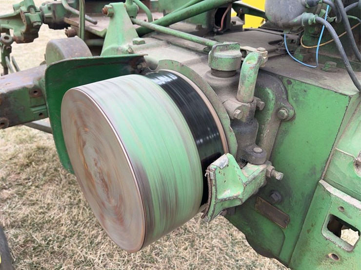 john-deere-60-image-24