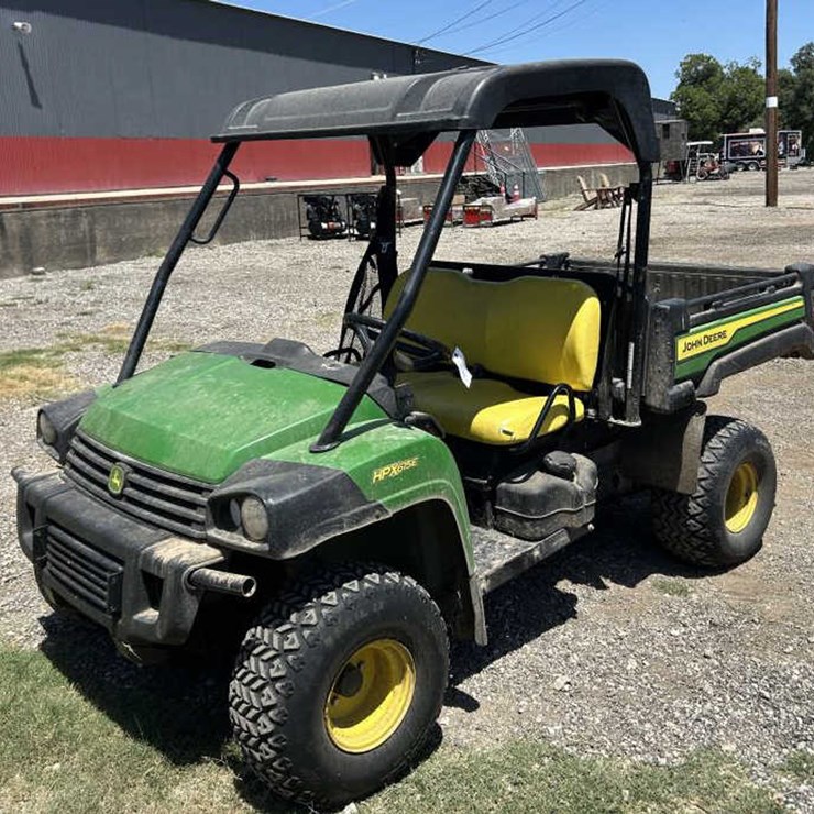 JOHN DEERE GATOR HPX615E