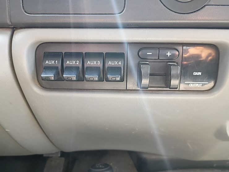 2007-ford-f550-image-45