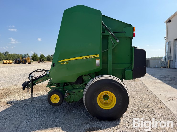 2021-john-deere-560r-image-8
