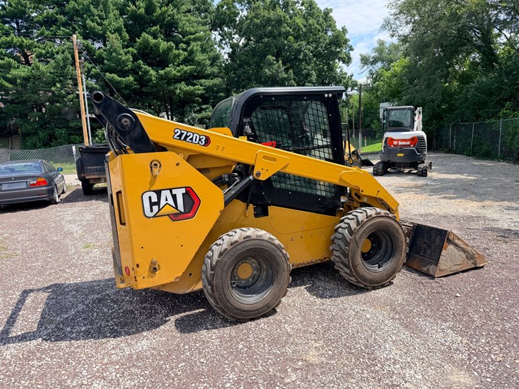 2014-caterpillar-272d-image-16