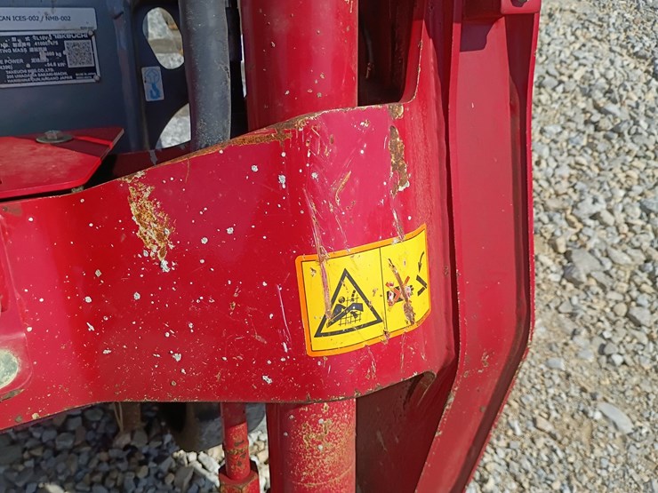 2023-takeuchi-tl10v2-image-71