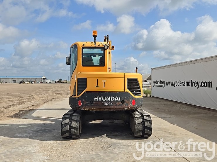 2015-hyundai-80cr-9a-image-4