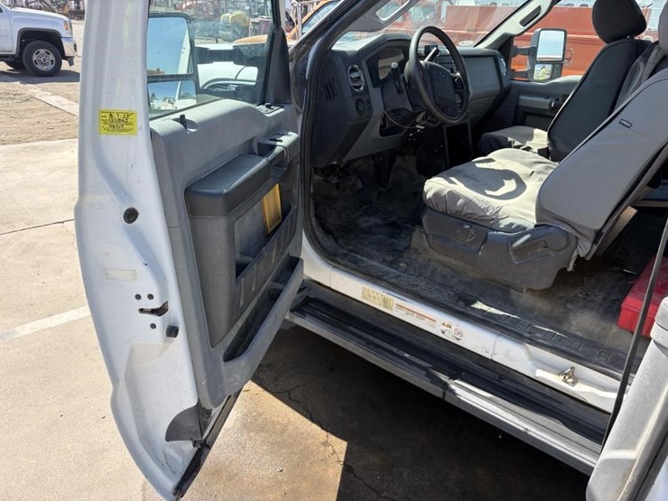 2015-ford-f450-image-16