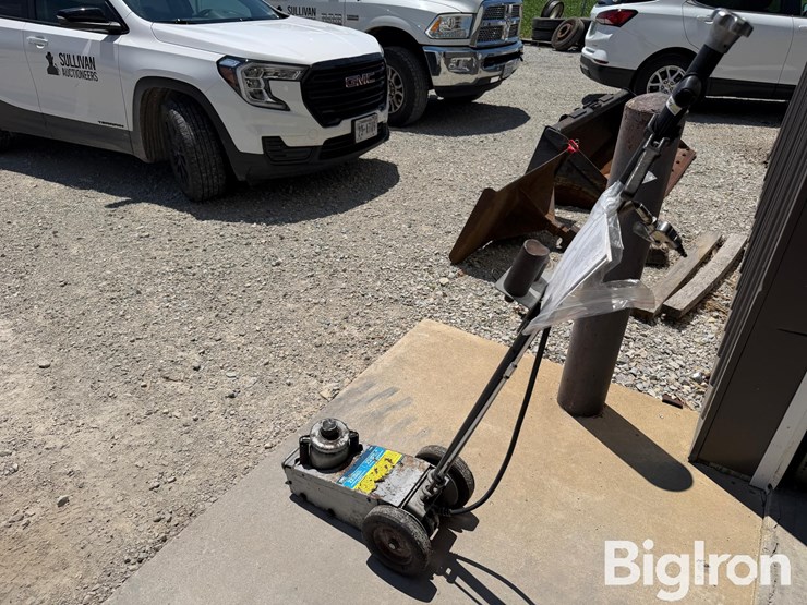 otc-stinger-series-air/hydraulic-jack-image-8