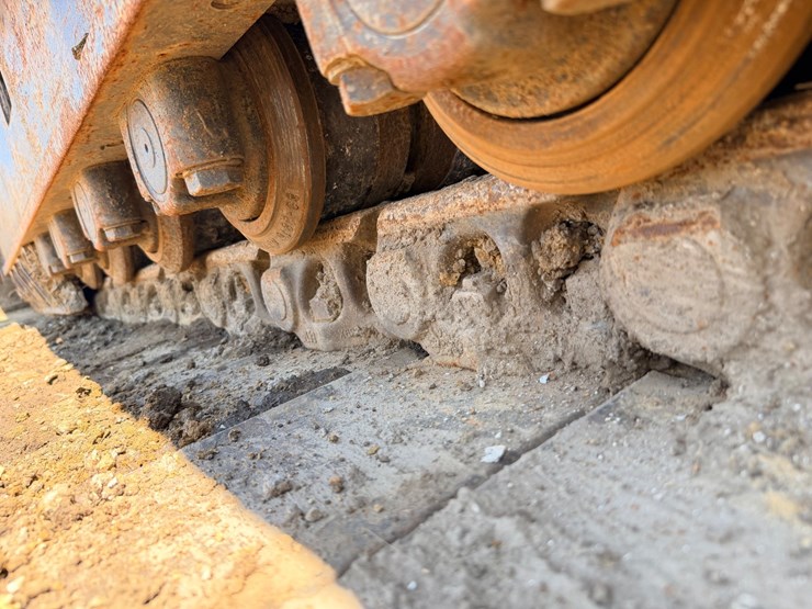 2010-caterpillar-328d-image-91