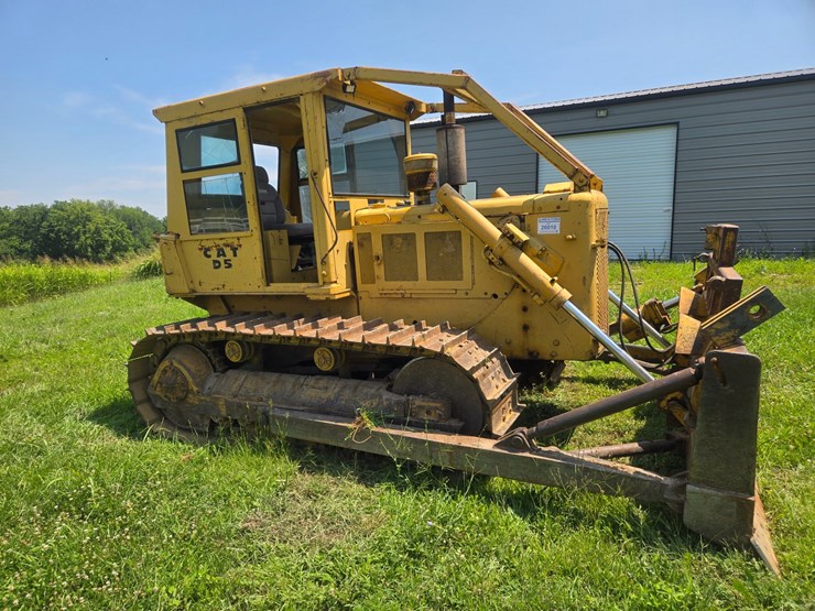 caterpillar-d5-image-17
