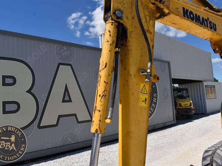 2016-komatsu-pc55mr-5-image-26