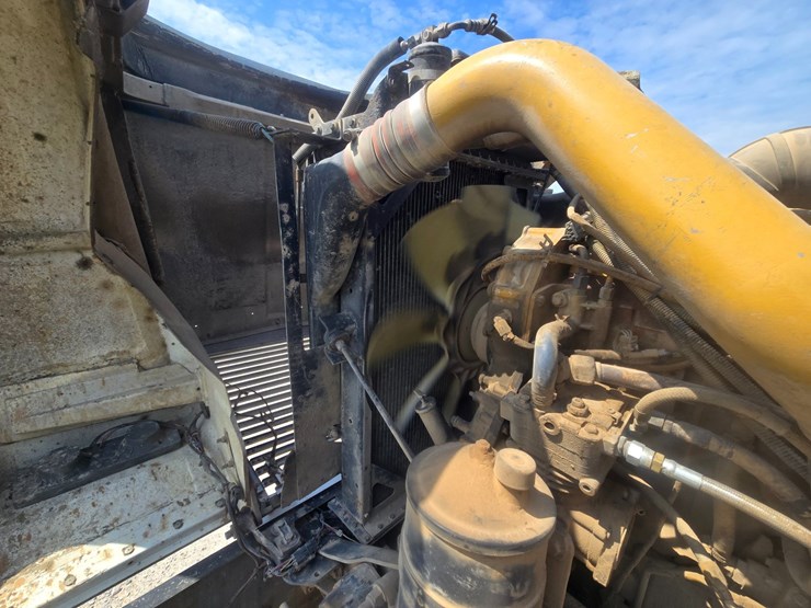 2006-kenworth-w900-image-31