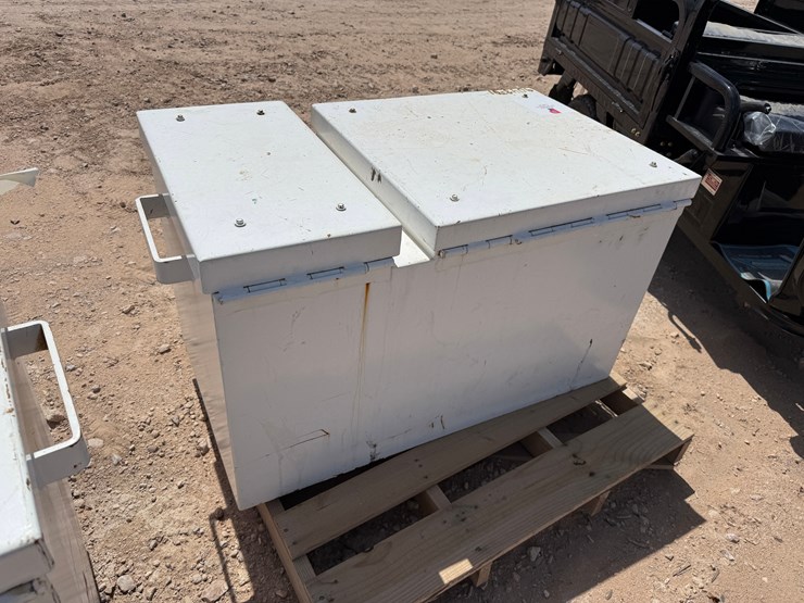 armag-corp-pre-engineered-42”x24”x24”-explosive-storge-box-image-4