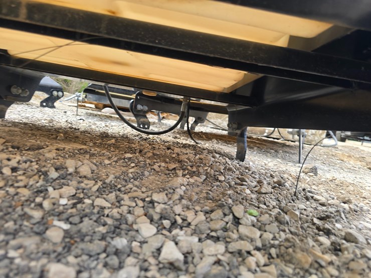 #22542-•-sprayer-tank-skid-steer-roof-mount-image-9