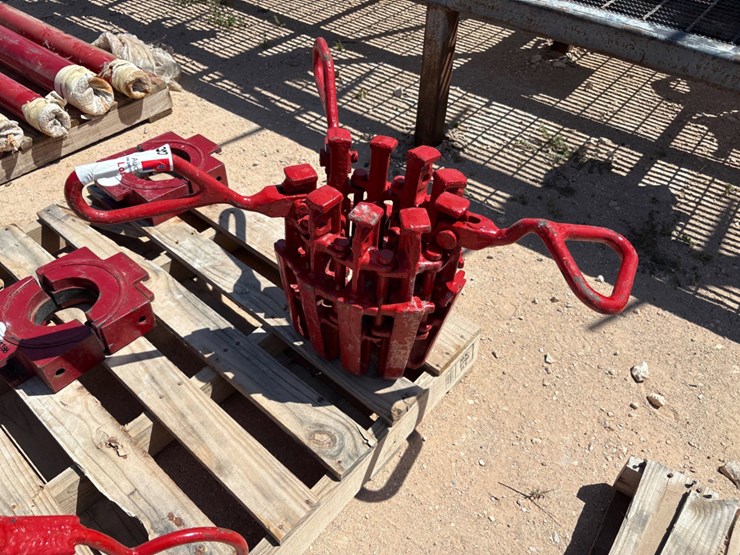 9-segment-drill-collar-slips-image-2