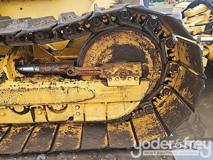 2006-deere-650j-image-12