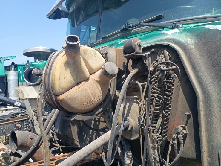 1997-mack-rd688s-image-15
