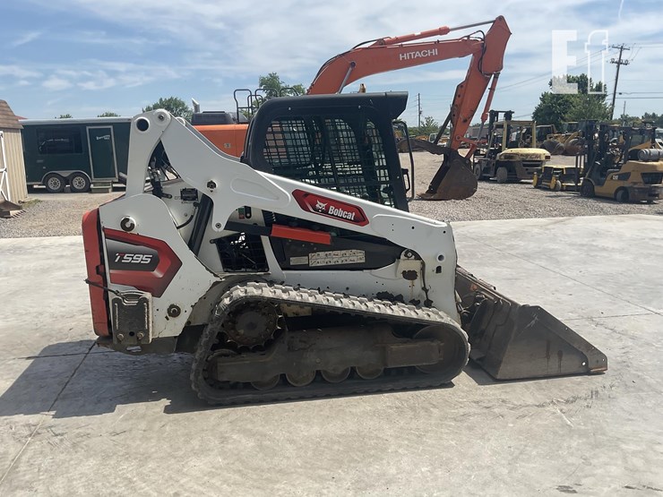 2021-bobcat-t595-image-5