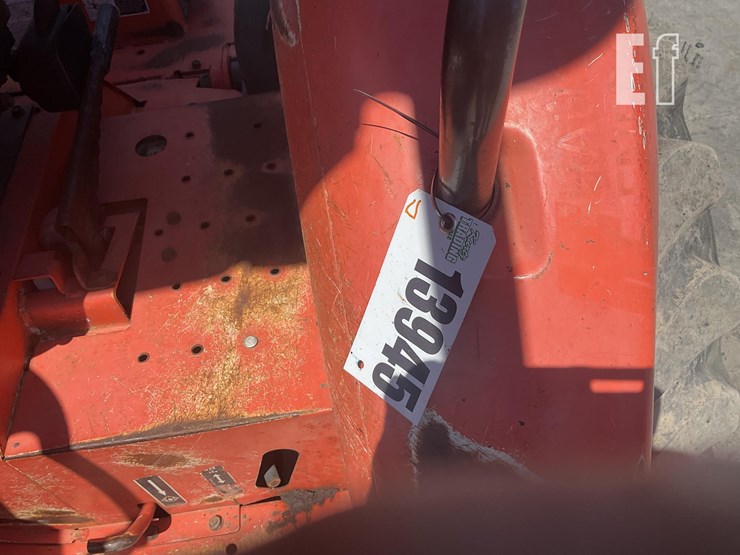 2014-kubota-l45-image-18