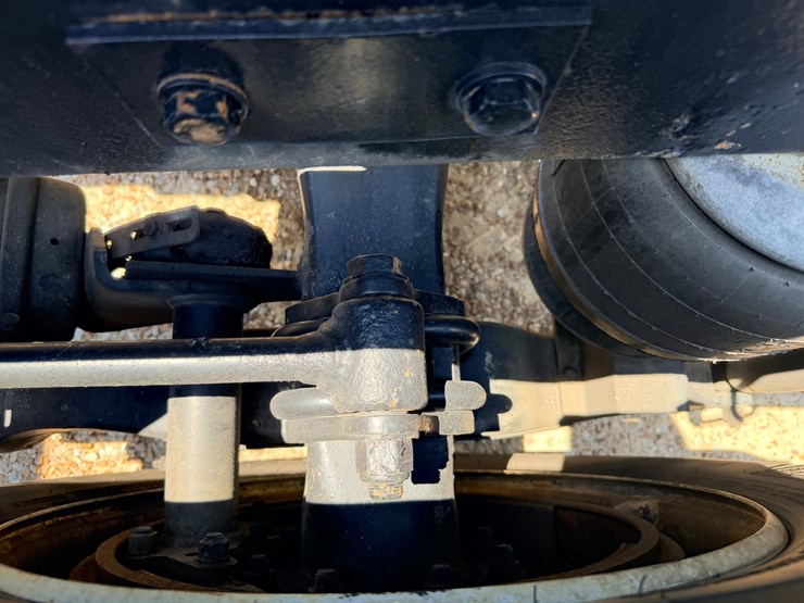 2010-kenworth-t800-image-77