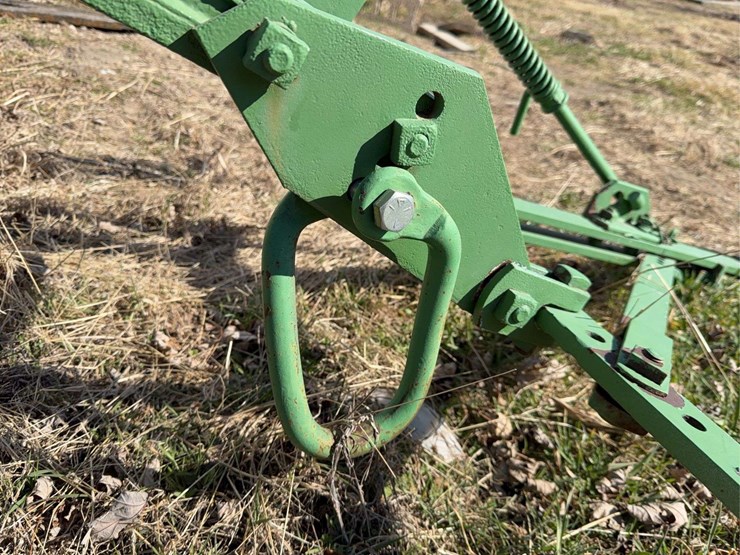 john-deere-pull-type-three-bottom-plow-image-14