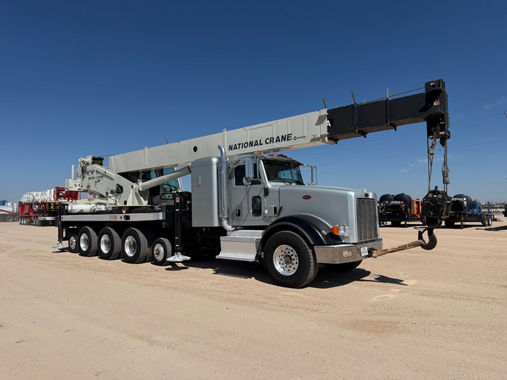 2014-peterbilt-367-image-1
