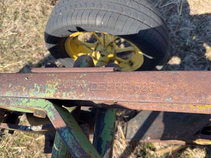 john-deere-pull-type-two-bottom-plow-image-25