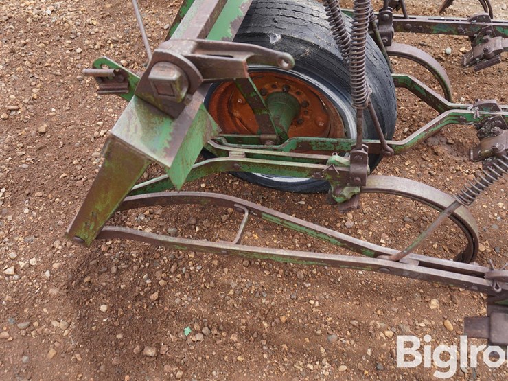 john-deere-15-image-9