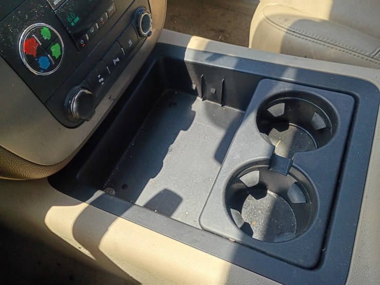 2009-gmc-yukon-xl-image-45
