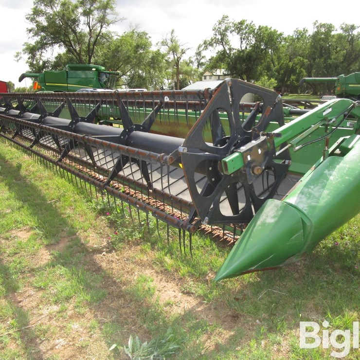 2009 JOHN DEERE 635D